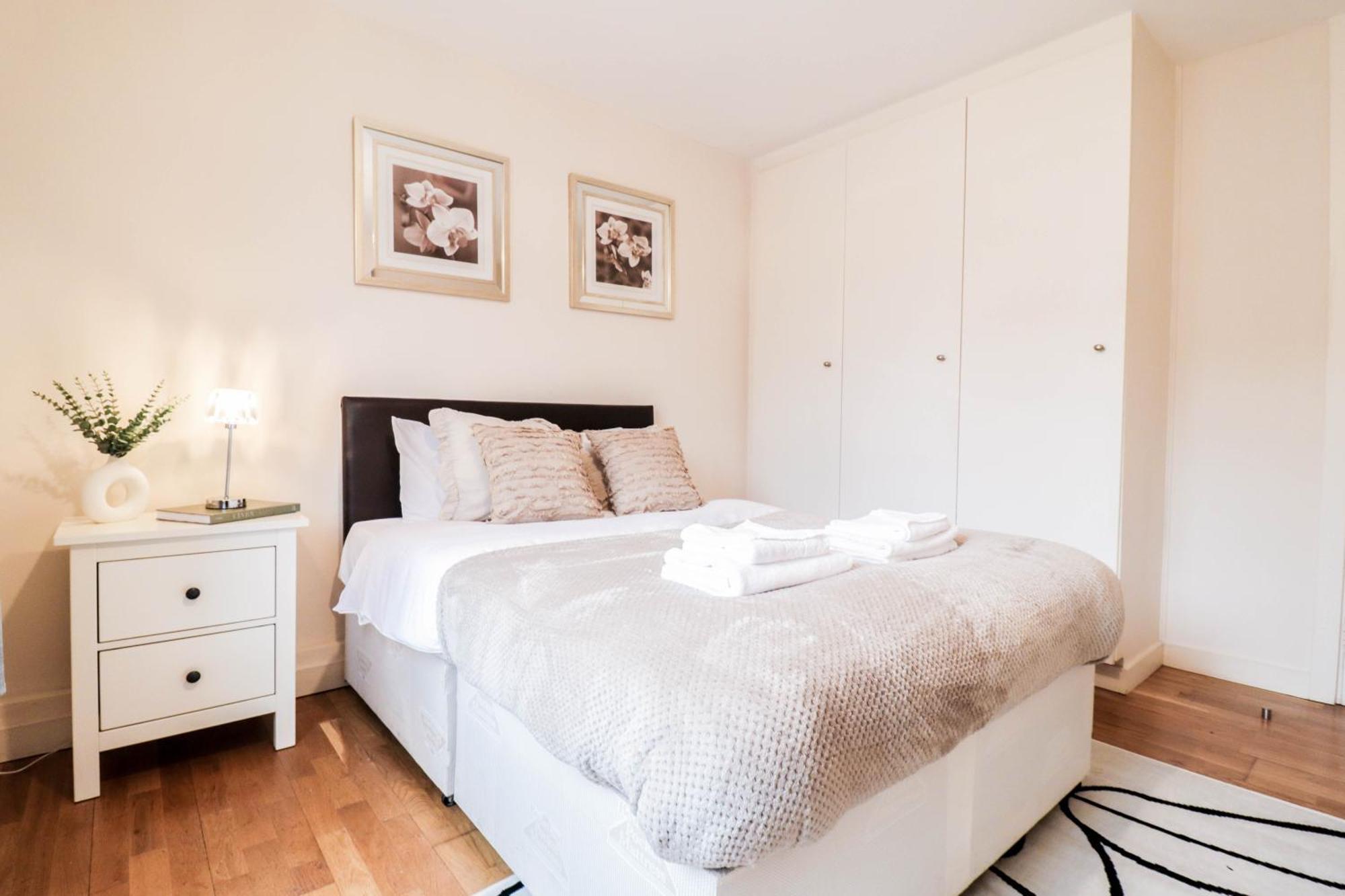 Gorgeous 2-Bedroom London Apartment 伦敦 外观 照片