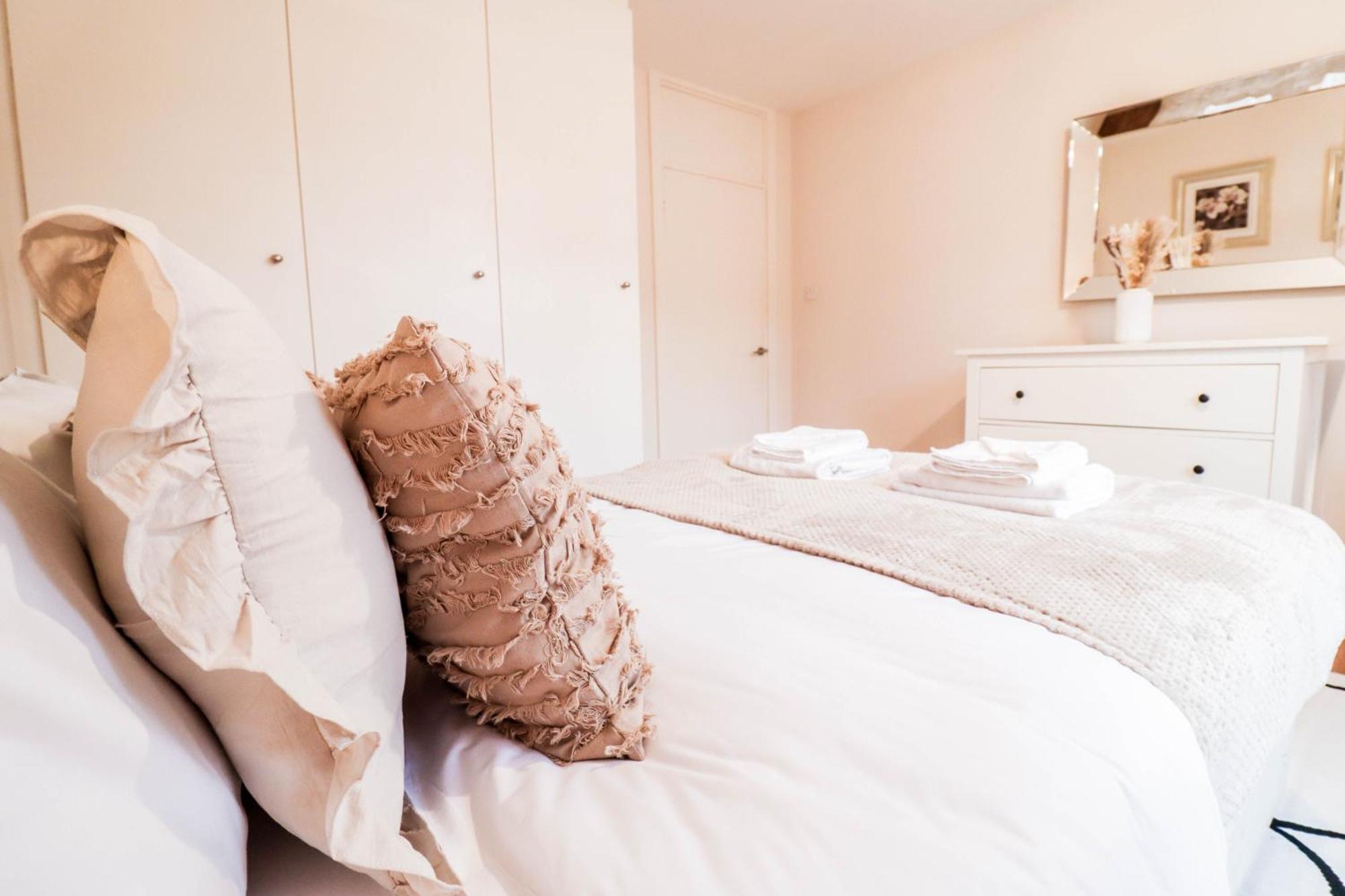 Gorgeous 2-Bedroom London Apartment 伦敦 外观 照片