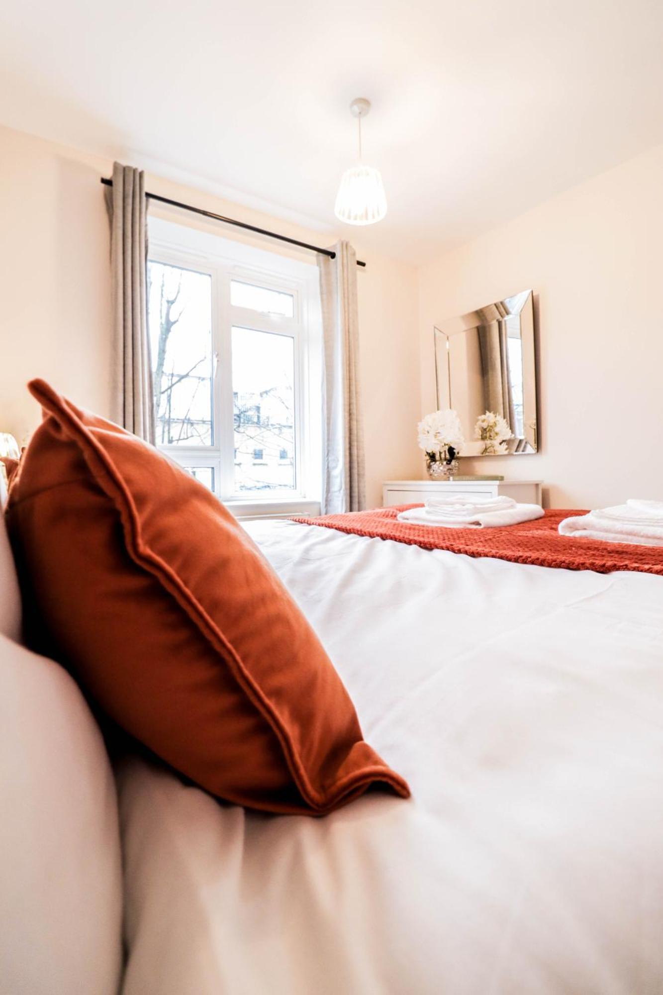 Gorgeous 2-Bedroom London Apartment 伦敦 外观 照片
