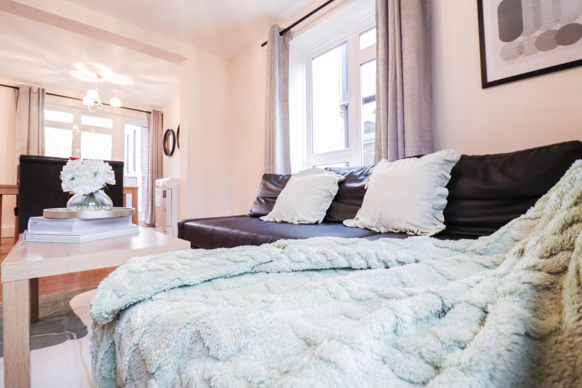 Gorgeous 2-Bedroom London Apartment 伦敦 外观 照片