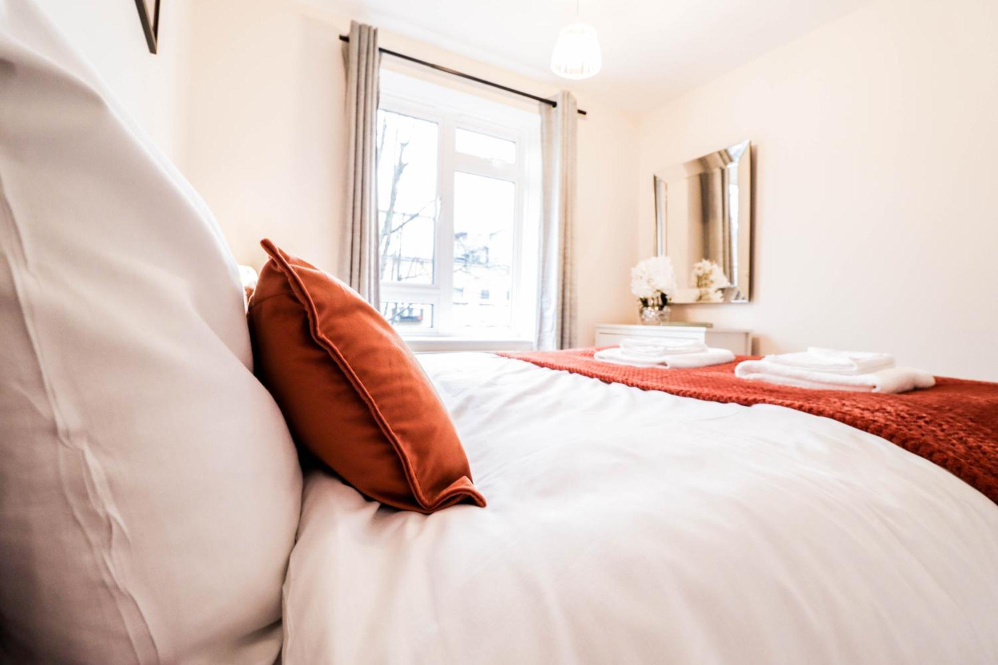 Gorgeous 2-Bedroom London Apartment 伦敦 外观 照片