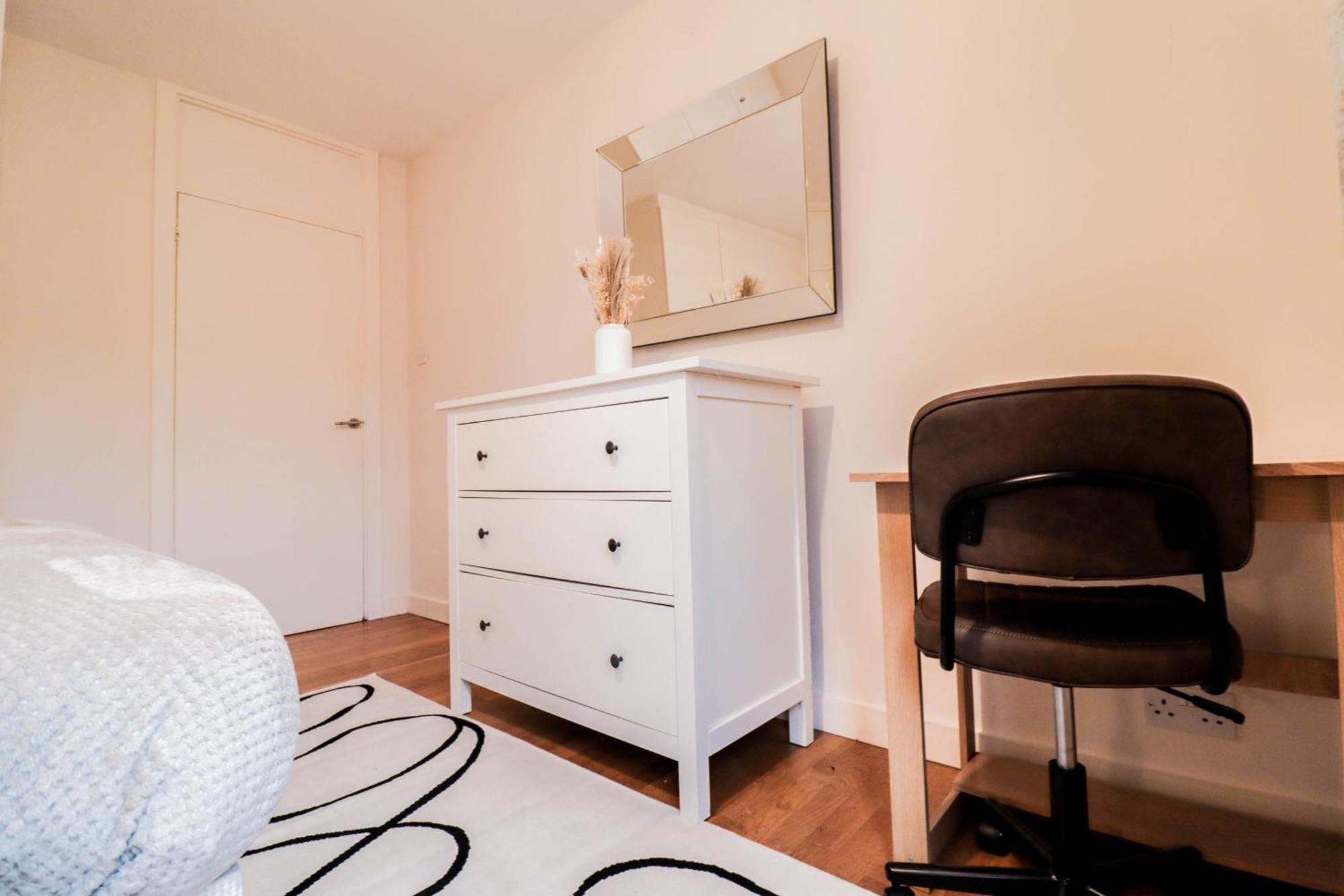 Gorgeous 2-Bedroom London Apartment 伦敦 外观 照片